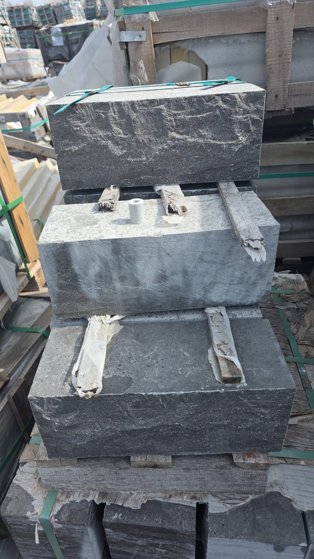 Antique black matching step filler stone